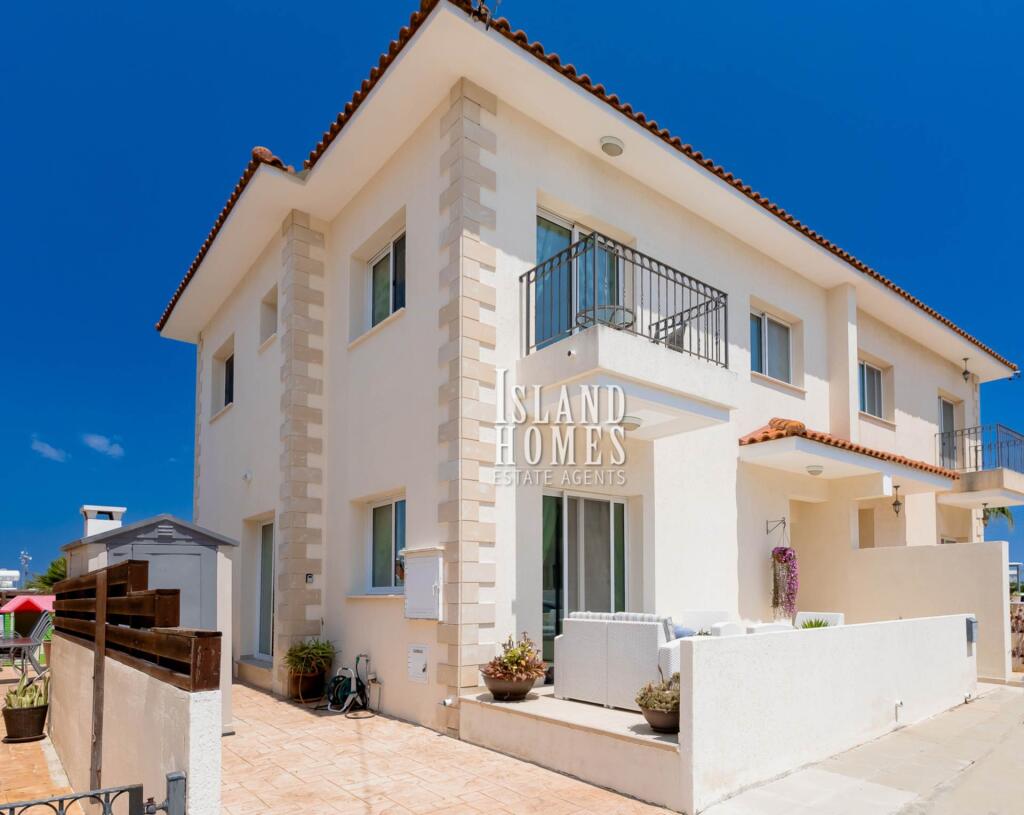 Main image of property: Paralimni