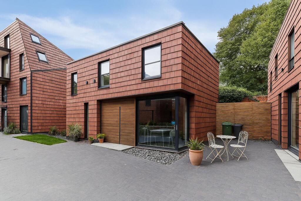 Main image of property: Beadnell Road, London, SE23