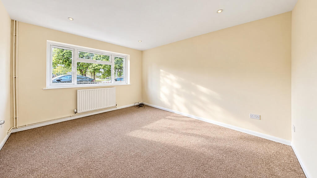 House in Herne Bay, West End - More
