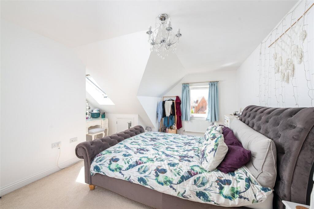 House in Milton Keynes, Whitehouse - View 5