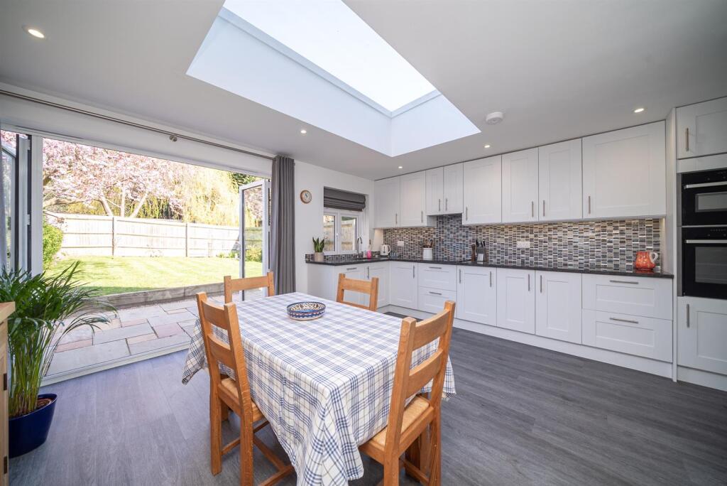 Additional image 3 of Laburnum Grove, St. Albans