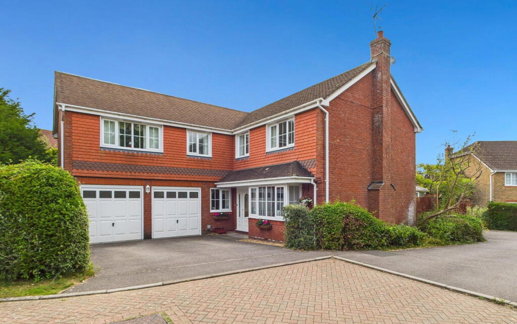5-bed detached on Covert Mead, Ashington, RH20 3PR, £725,000