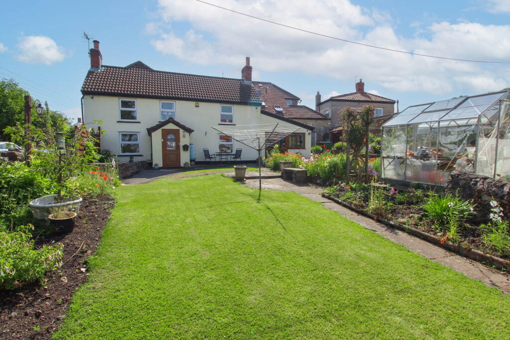 3-bed detached on Hollow Road, Shipham, £525,000