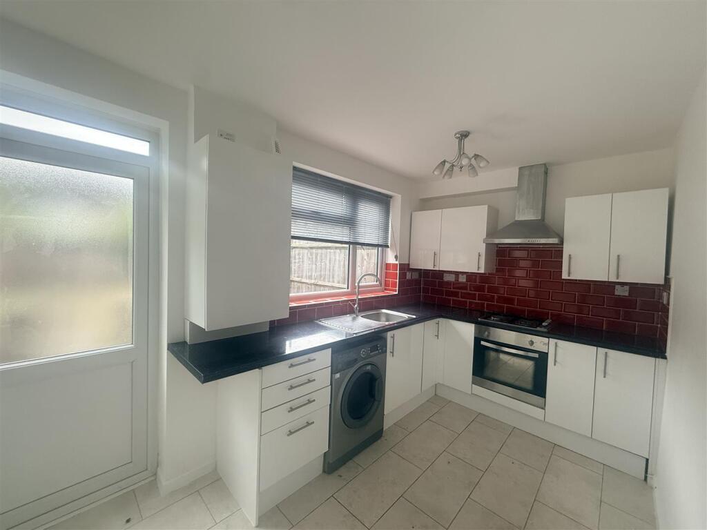 House in London, Abbey Wood - View 2