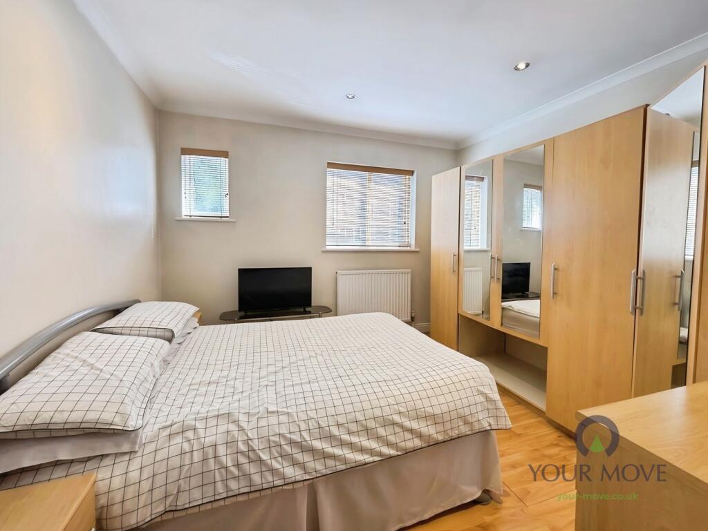House in London - View 5