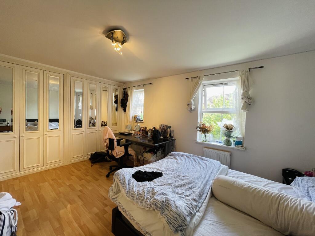 5 bedroom house for rent