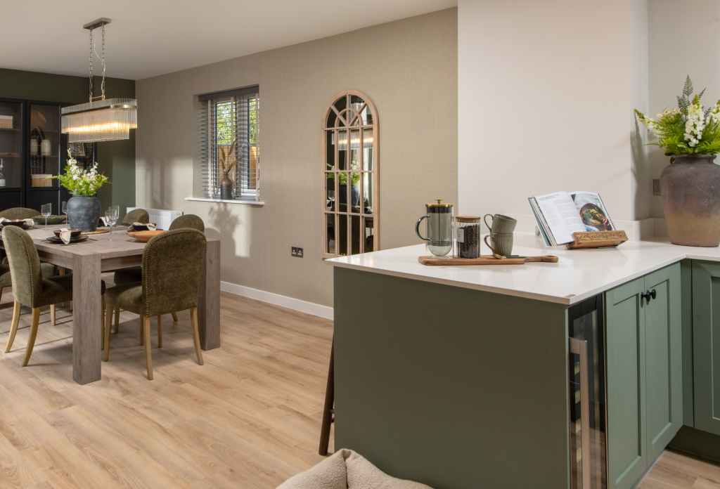 Great North Road, Fernwood, 
Newark, 
Nottinghamshire,
NG243GJ photo 4