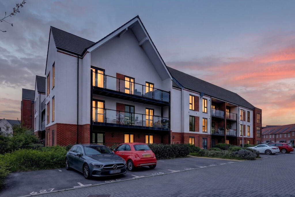 Main image of property: Beechey Place, Wokingham, RG40