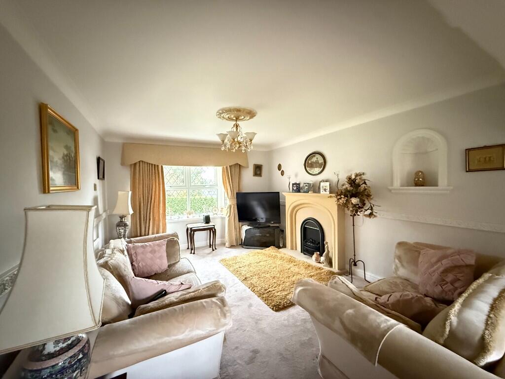 Moor Lane, Carleton, Pontefract, West Yorkshire, WF8 photo 2