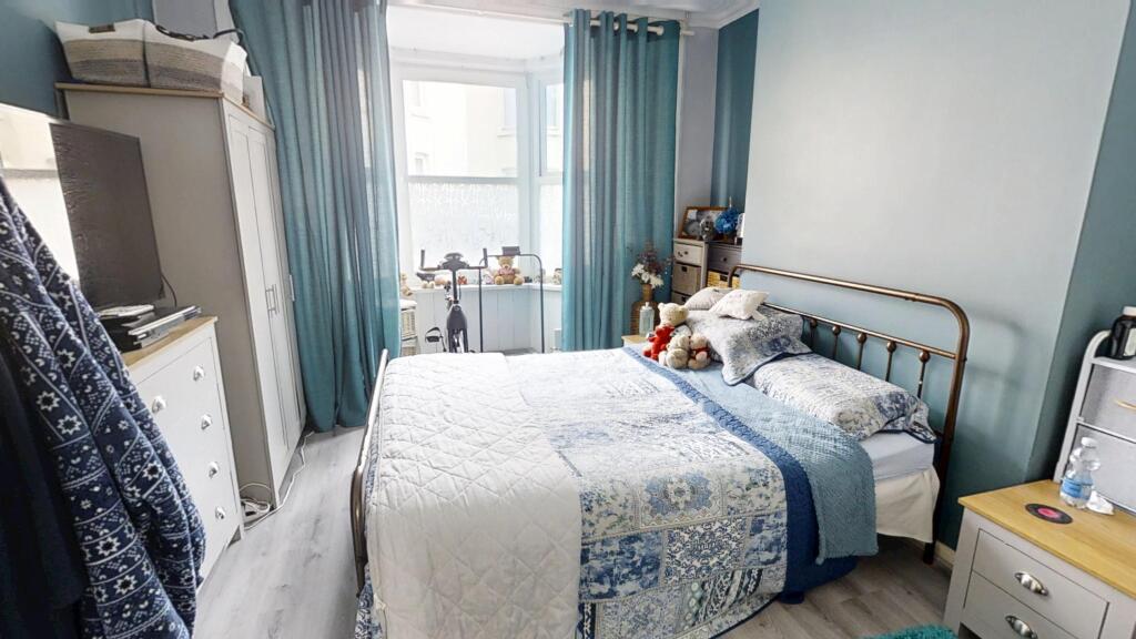 Apartment in Dorchester - More