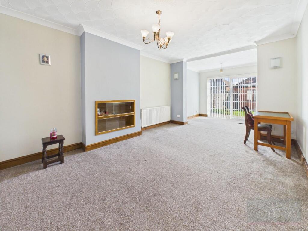 Rowsley Avenue, Evington, Leicester photo 2