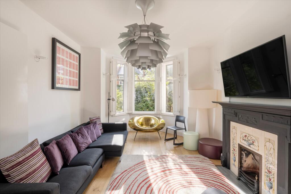 House in London, Silchester Estate, North Kensington - View 5