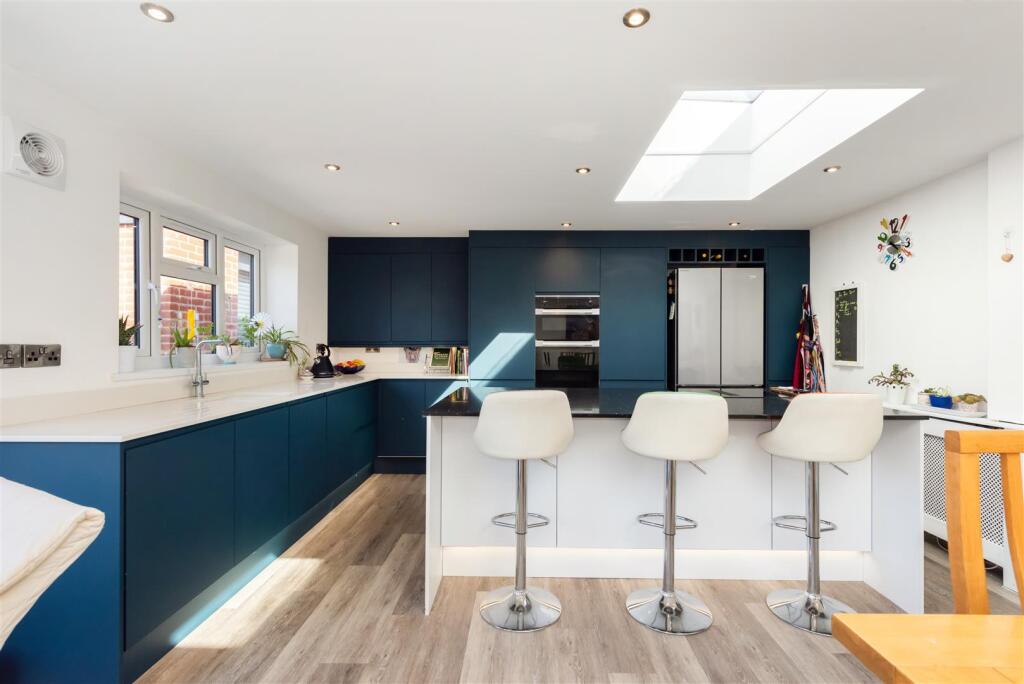 House in Clanfield - More