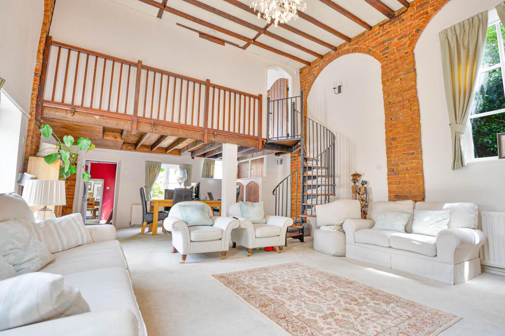 2, High Street, Great Linford, MK14 photo 2