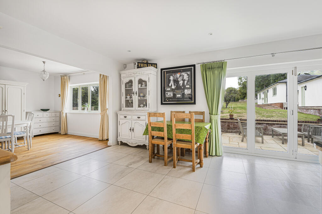 House in Welwyn Hatfield, Welwyn - View 5