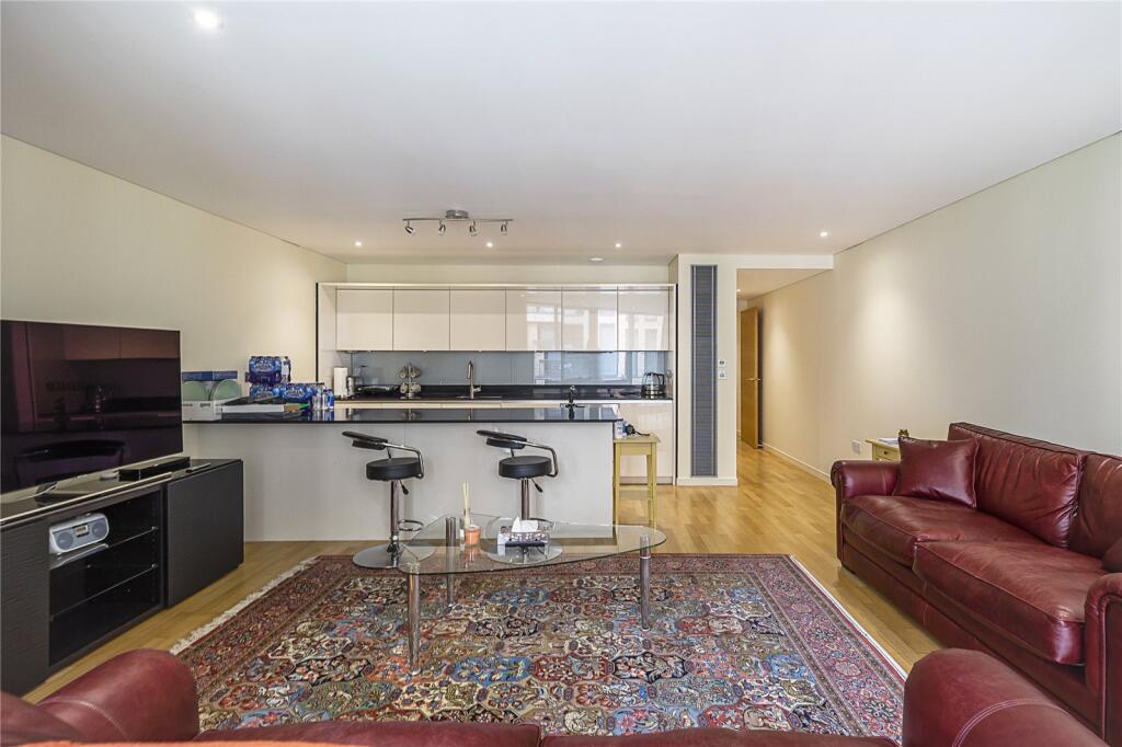 Apartment in London - More