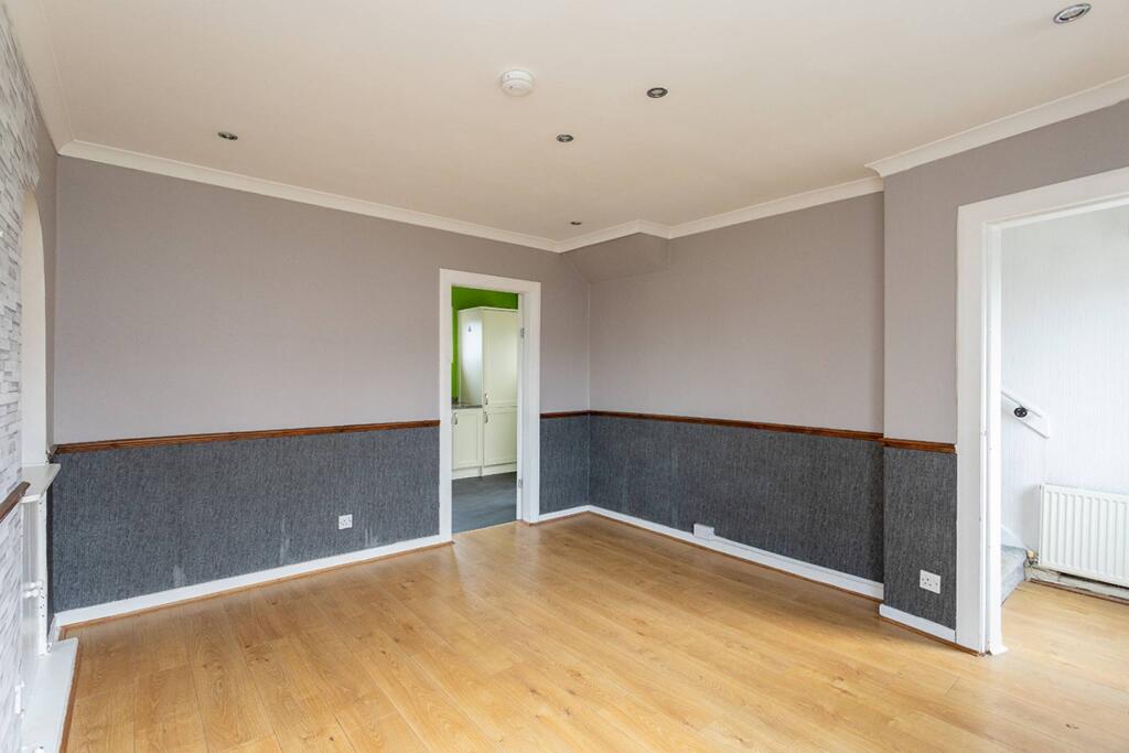 53 Queensferry Road, Rosyth, Dunfermline, KY11 2PX photo 4