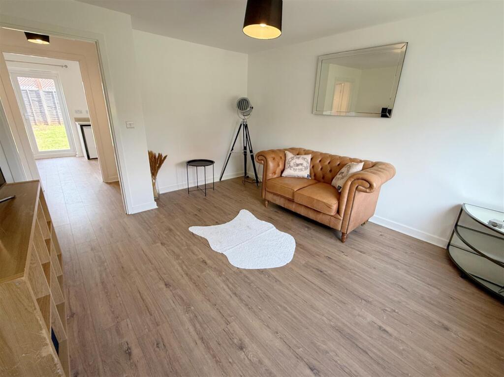 House in Stratford-on-Avon, Wellesbourne CP - View 4