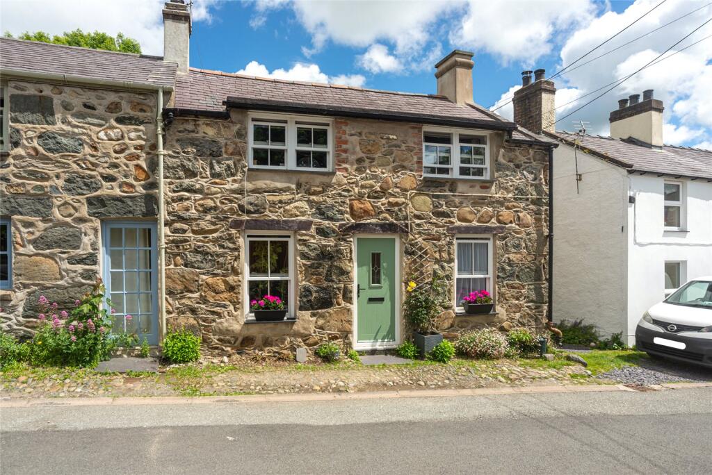 Main image of property: Glasinfryn, Bangor, Gwynedd, LL57