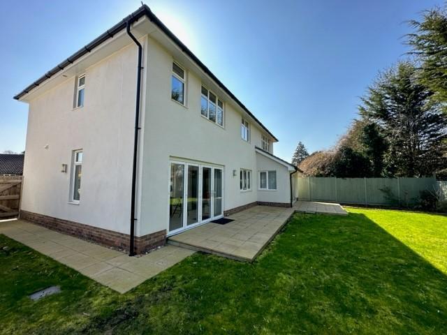 Church Way, Sanderstead, Surrey, CR2 0JQ photo 3