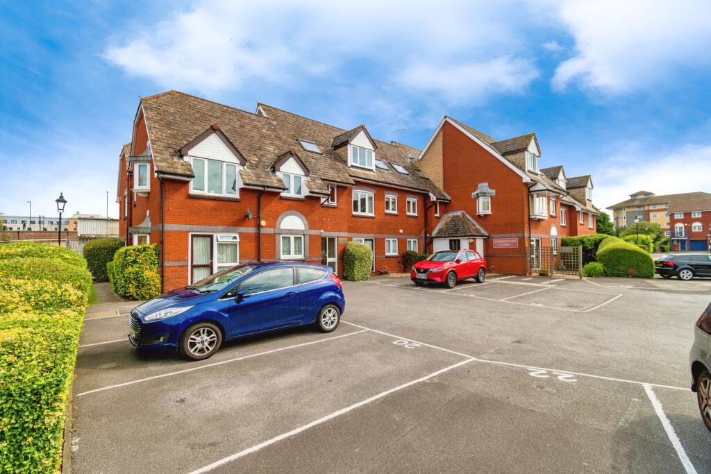Main image of property: Captains Place, Southampton, SO14