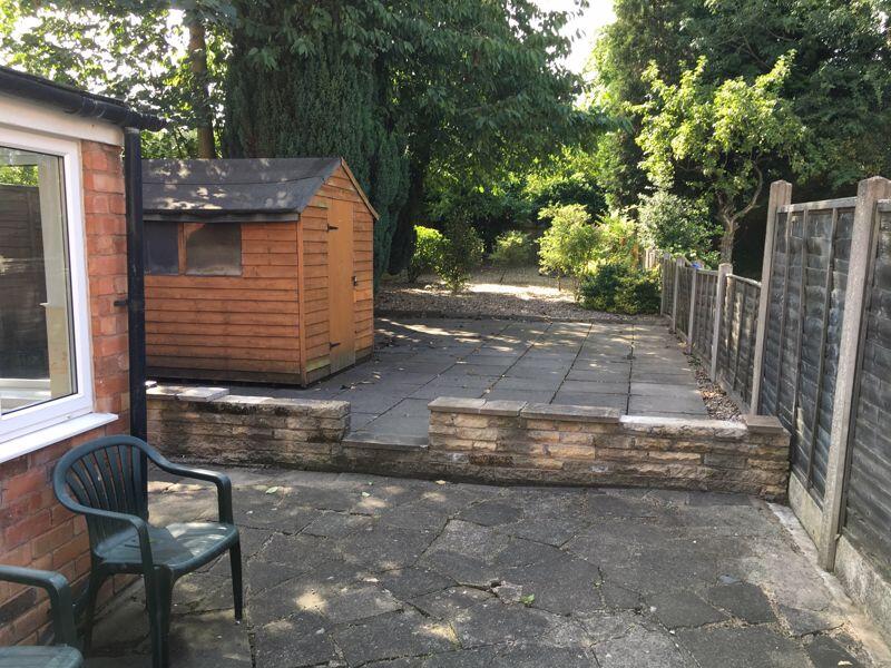 6 bedroom terraced house for rent