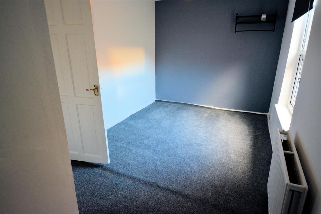 Apartment in York, Selby - View 4