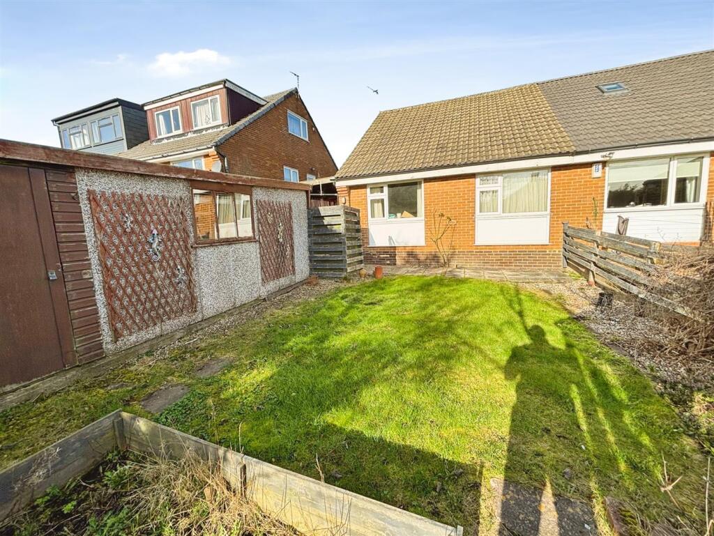 Additional image 16 of Fairway Walk, Bradford, BD7 4JW