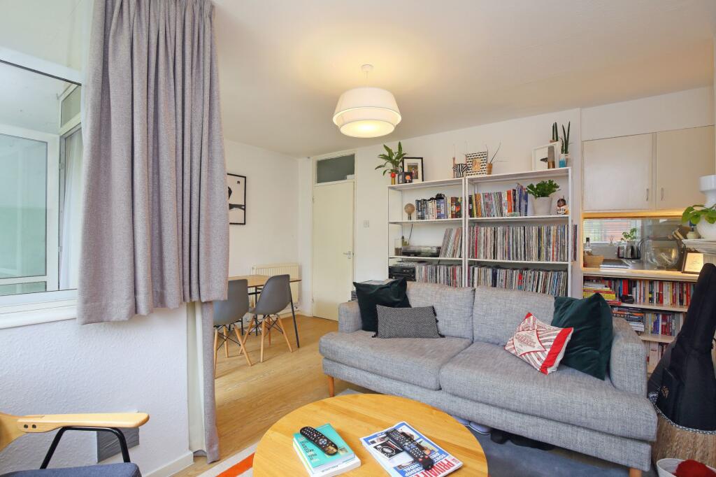 Apartment in London - View 5