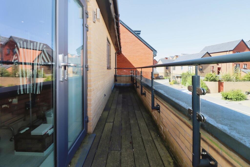 House in Bristol, Almondsbury - View 4