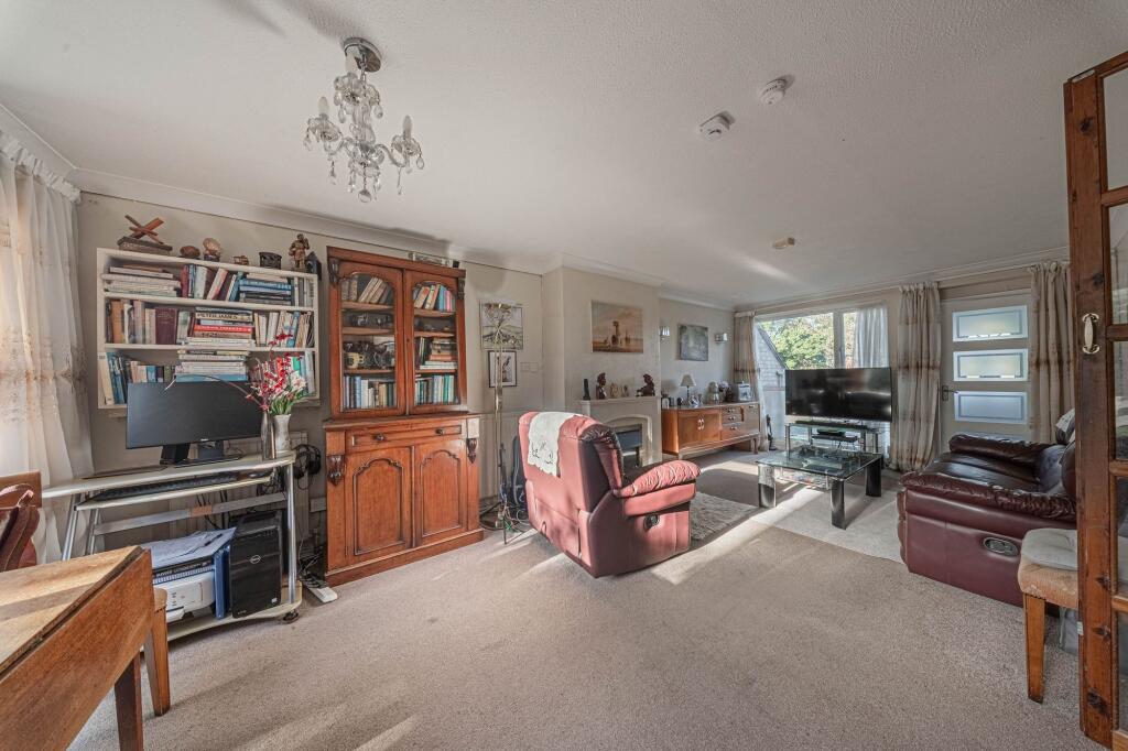 House in Redhill - More