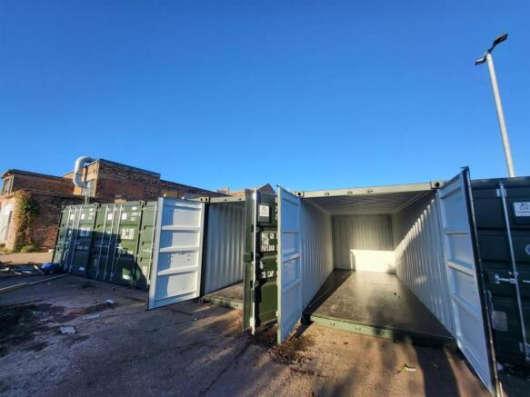 WhatsApp Image 2025-12-05 at 9.34.50 AM (1).jpeg