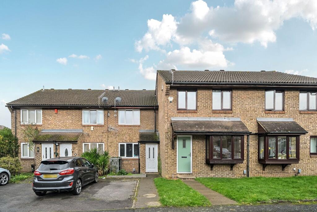 2-bed terraced on Barfreston Way, London, SE20, £450,000