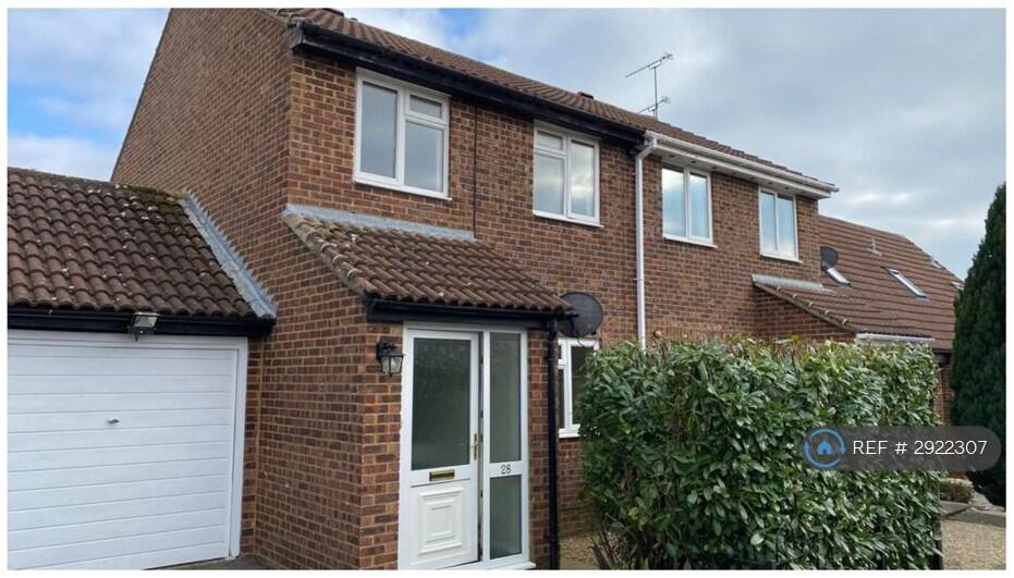 Main image of property: Silchester Way, Swindon, SN5