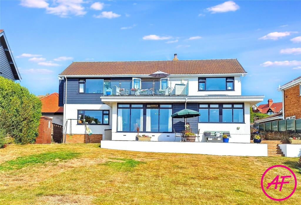 House in Llandudno - View 3