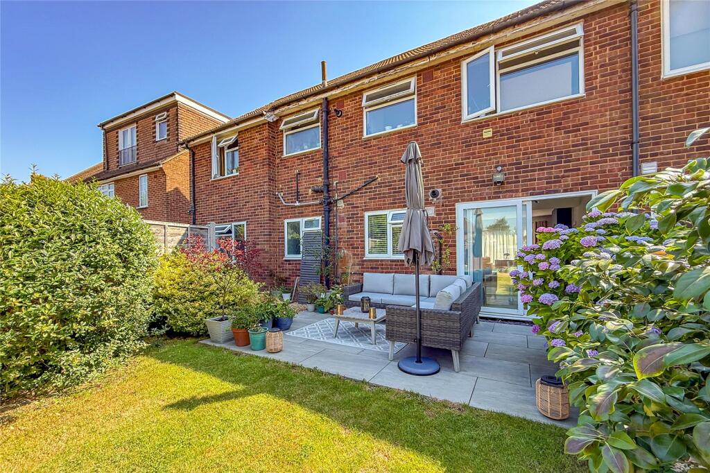 Apartment in St Albans, Fleetville - View 5