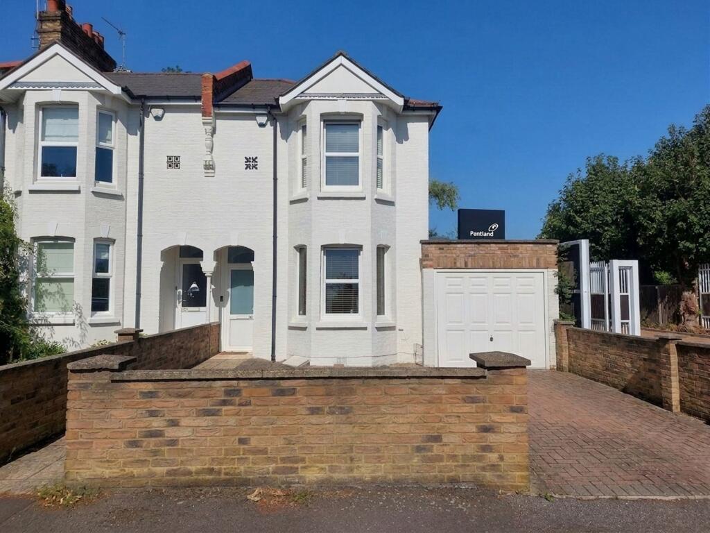 Main image of property: Squires Lane, London, N3
