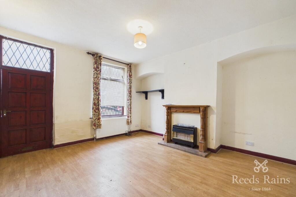 House in Todmorden, Priestwell - View 2