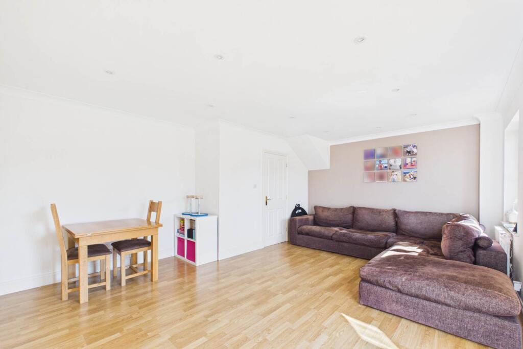 House in St John - View 4