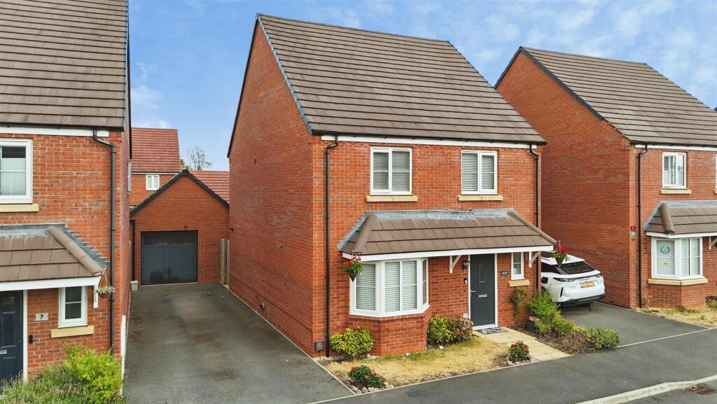 Main image of property: Nursery Way, Warwick