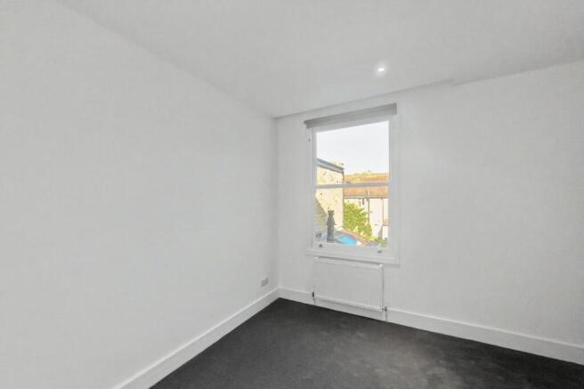 198 Upper Richmond Road West, London SW14 8AN