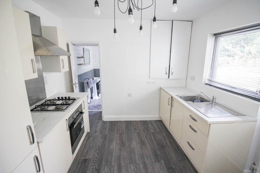 Apartment in Weston-super-Mare, North Somerset - View 5