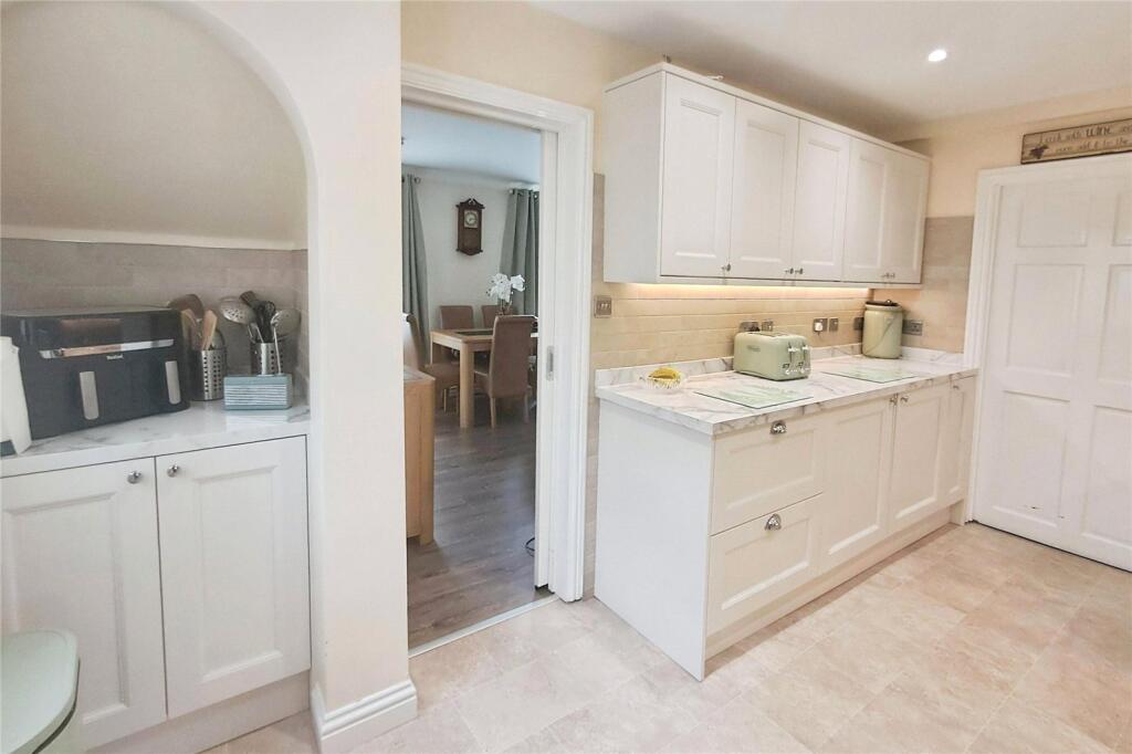 Burgess Road, Aylesham, Canterbury, Kent, CT3 photo 4