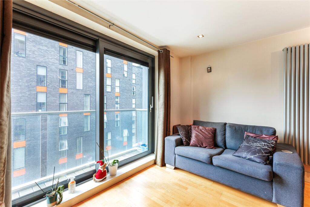 Apartment in London - View 3