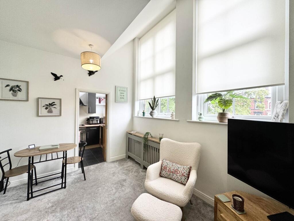 Apartment in Warrington - View 3