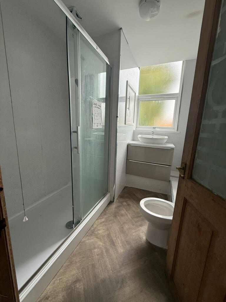 Apartment in Sandwell, Overend - View 3
