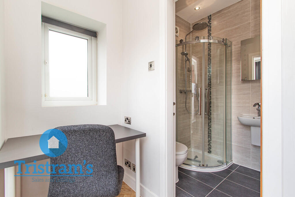 1 bedroom house share for rent