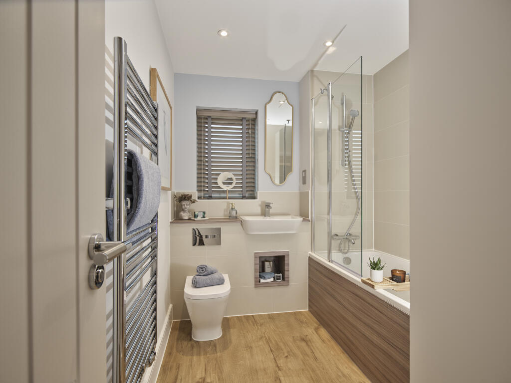House in Maldon, Heybridge - More