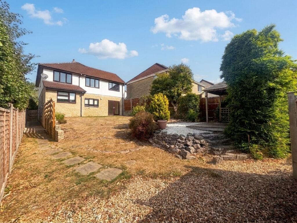 House in Wotton-under-Edge, Tytherington - View 2