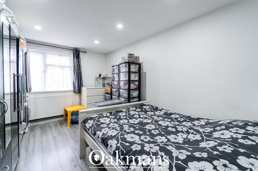 Apartment in Birmingham, Yardley - More